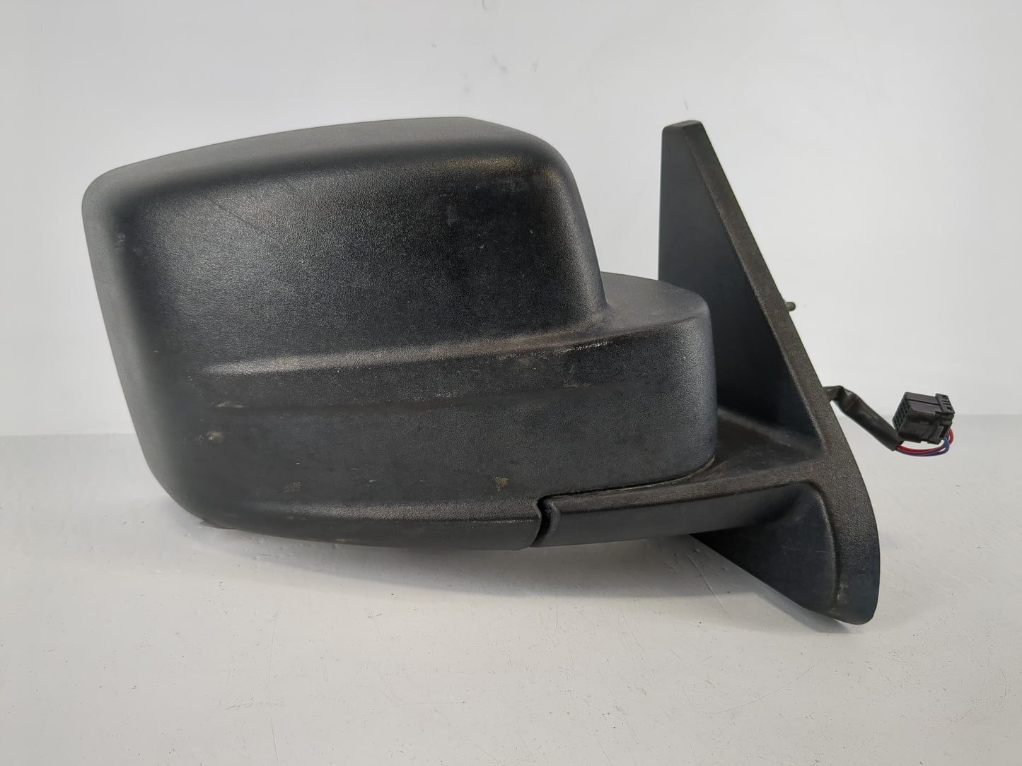 2007-2012 Jeep Patriot Passenger Side View Mirror - Right Door Mirror OEM Used - Oemusedautoparts1.com