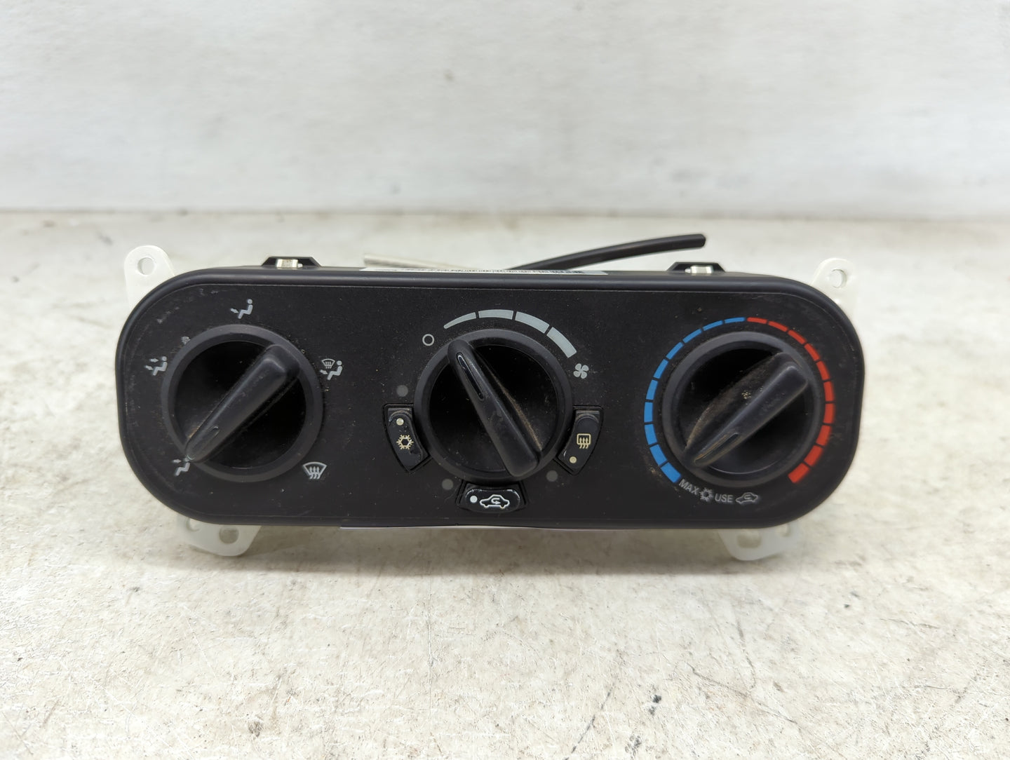 2007-2009 Jeep Patriot Climate Control Module Temperature AC/Heater Replacement P/N:P55111874AE Fits Fits 2007 2008 2009 OEM
