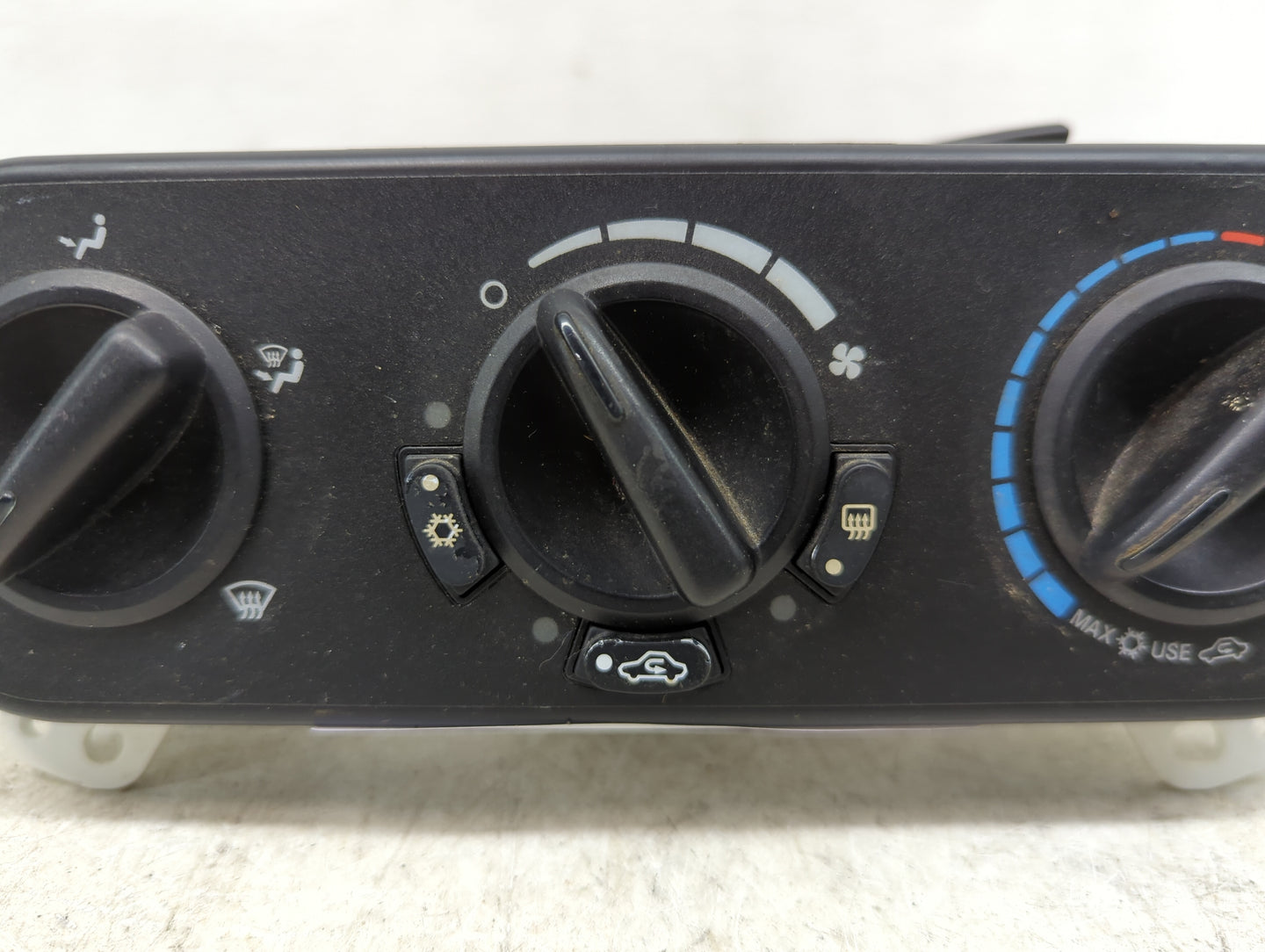 2007-2009 Jeep Patriot Climate Control Module Temperature AC/Heater Replacement P/N:P55111874AE Fits Fits 2007 2008 2009 OEM
