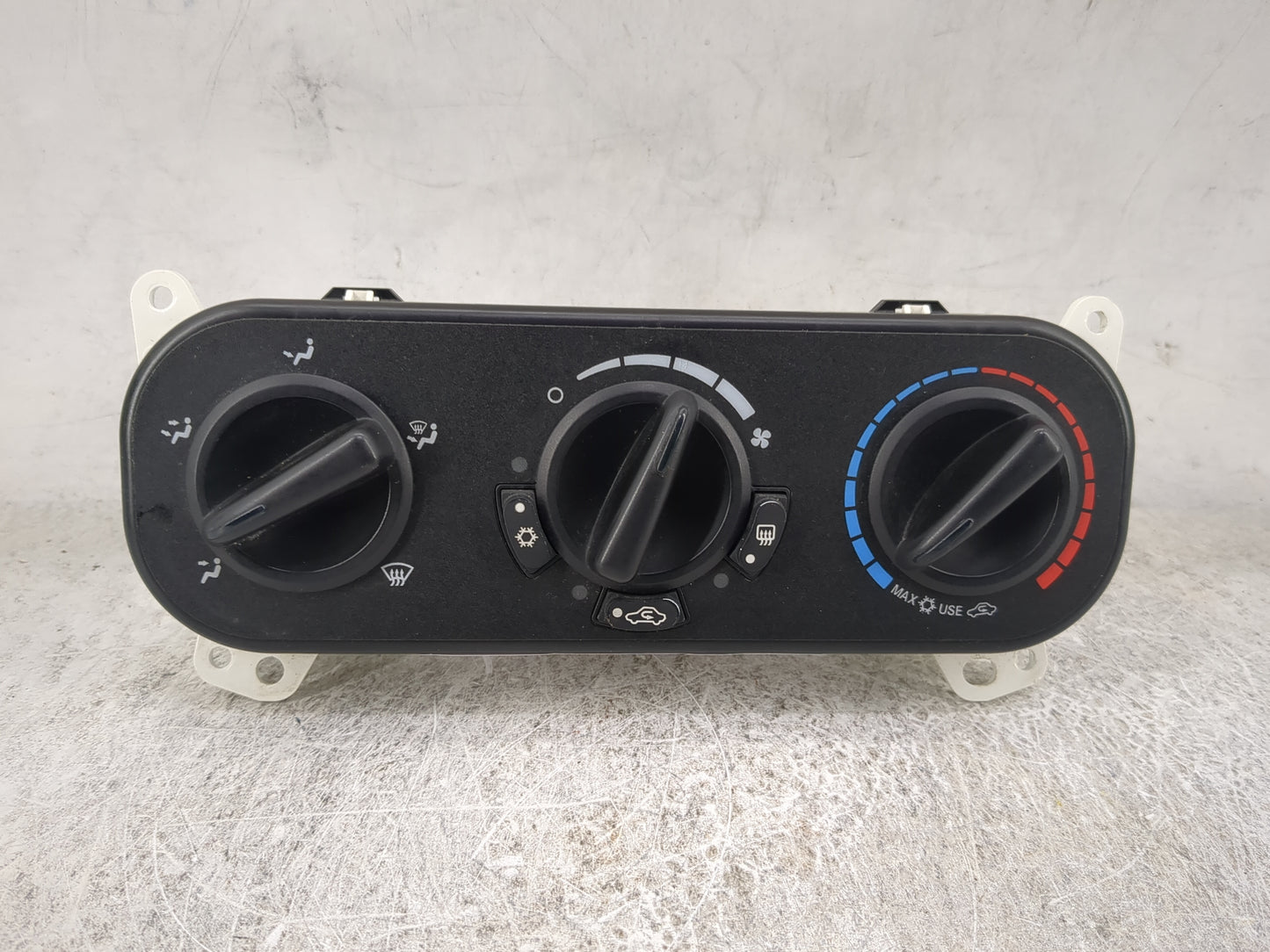 2007-2009 Jeep Patriot Climate Control Module Temperature AC/Heater Replacement P/N:P55111874AC Fits Fits 2007 2008 2009 OEM