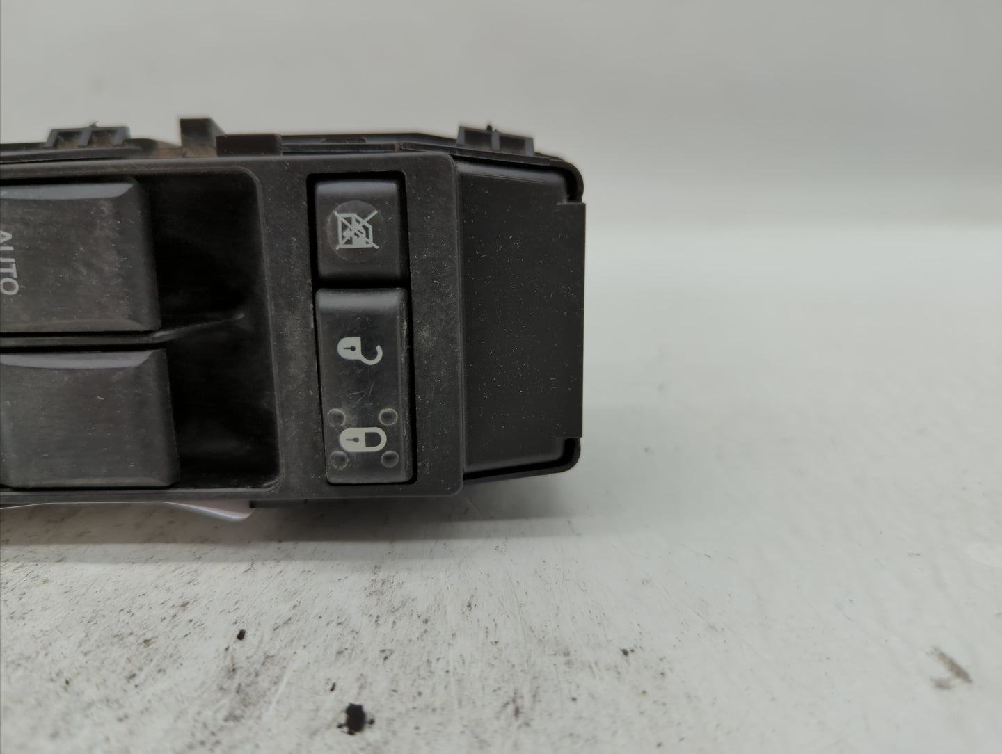 2007-2010 Jeep Patriot Master Power Window Switch Replacement Driver Side Left P/N:56040691AD Fits Fits 2007 2008 2009 2010 