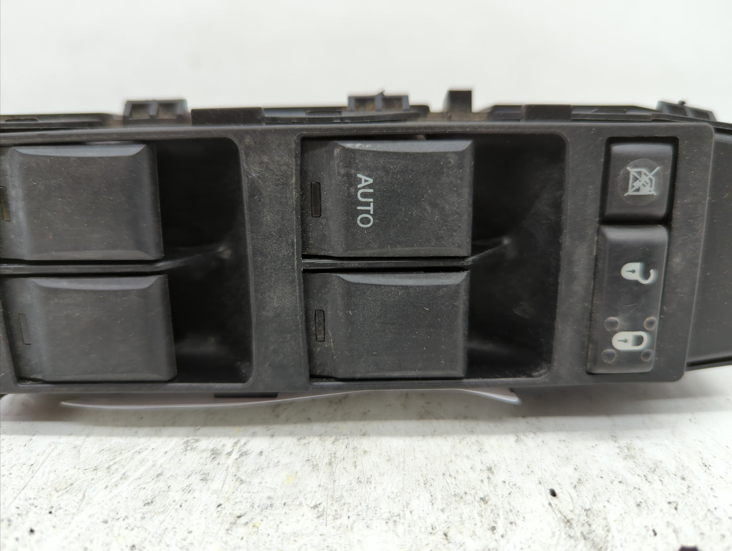2007-2010 Jeep Patriot Master Power Window Switch Replacement Driver Side Left P/N:56040691AD Fits Fits 2007 2008 2009 2010 