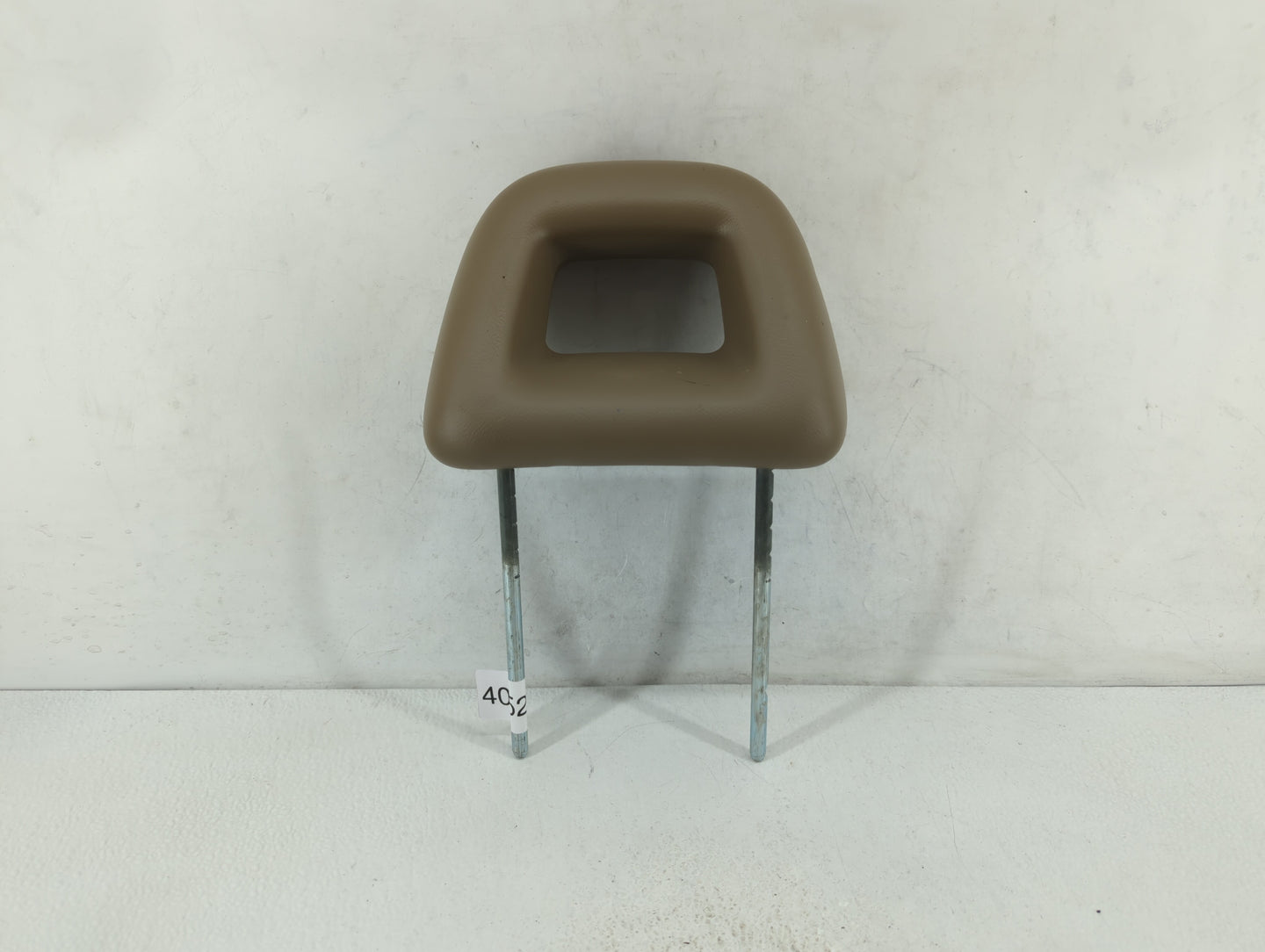 2008-2008 Jeep Patriot Headrest Head Rest Rear Seat Beige - Oemusedautoparts1.com
