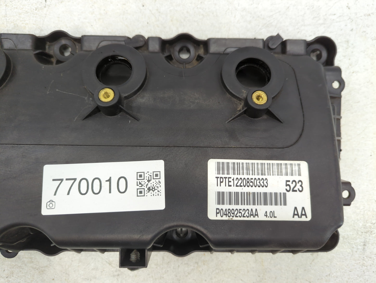 2008 Jeep Patriot Driver Left Cylinder Head Valve Cover P/N:P04892523AA Fits OEM Used Auto Parts - Oemusedautoparts1.com