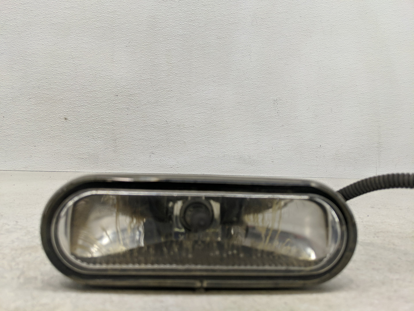 2007-2013 Jeep Wrangler Passenger Right Oem Front Light Lamp - Oemusedautoparts1.com