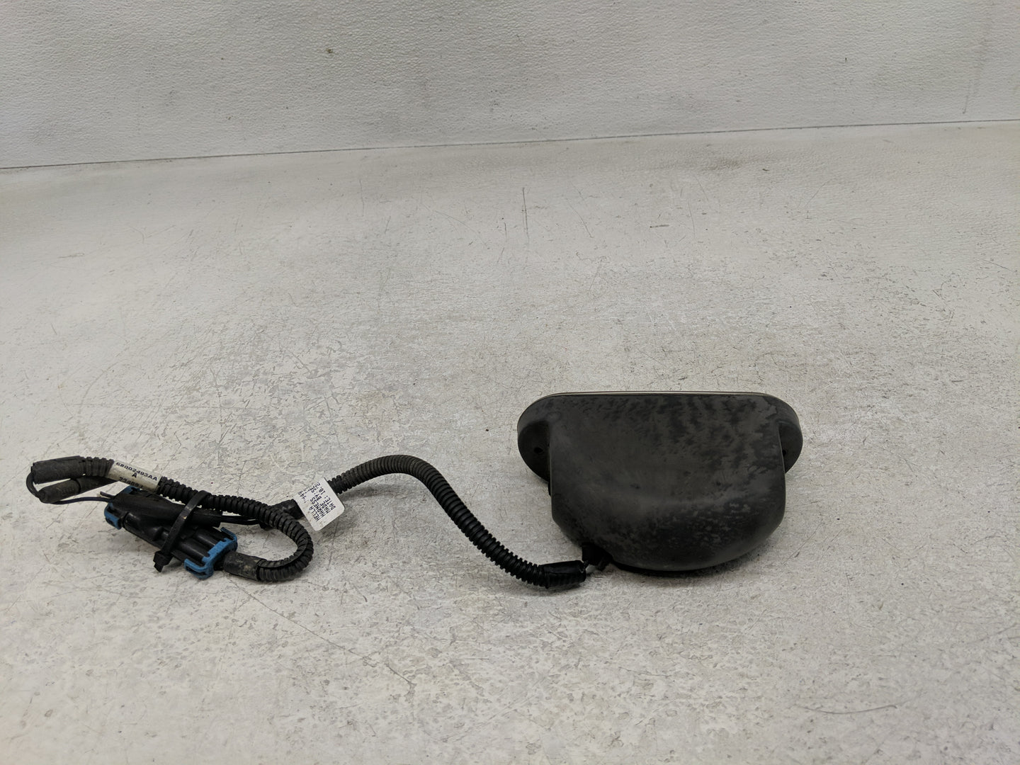 2007-2013 Jeep Wrangler Passenger Right Oem Front Light Lamp - Oemusedautoparts1.com
