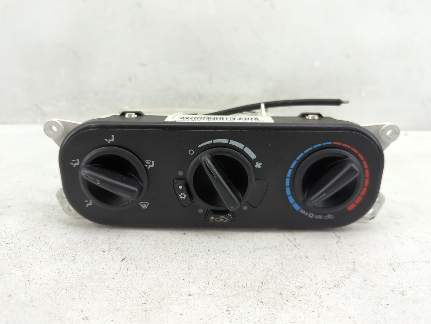 2007-2010 Jeep Wrangler Climate Control Module Temperature AC/Heater Replacement P/N:P55111841AD Fits Fits 2007 2008 2009 20