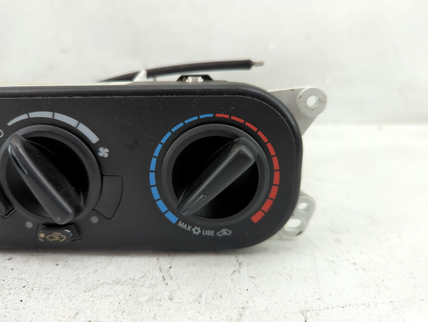 2007-2010 Jeep Wrangler Climate Control Module Temperature AC/Heater Replacement P/N:P55111841AD Fits Fits 2007 2008 2009 20