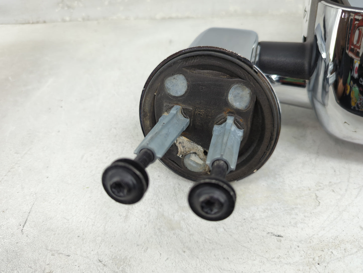 2007-2010 Jeep Wrangler Driver Side View Mirror - Left Door Mirror OEM Used - Oemusedautoparts1.com