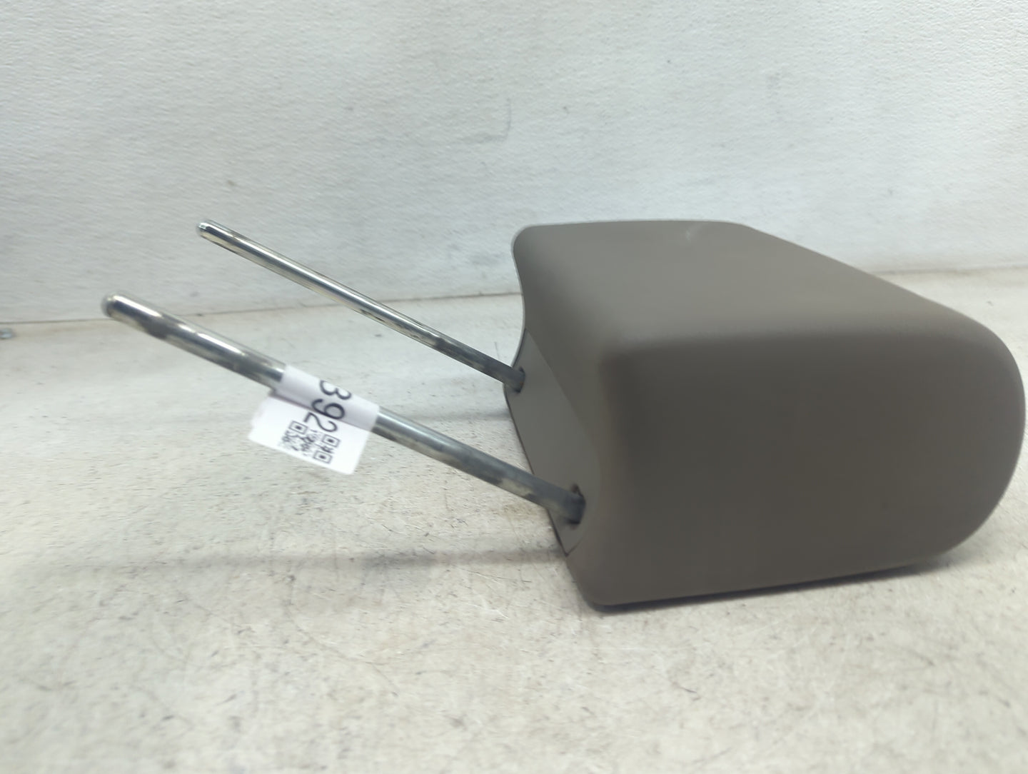2008 Jeep Wrangler Headrest Head Rest Front Driver Seat Tan - Oemusedautoparts1.com