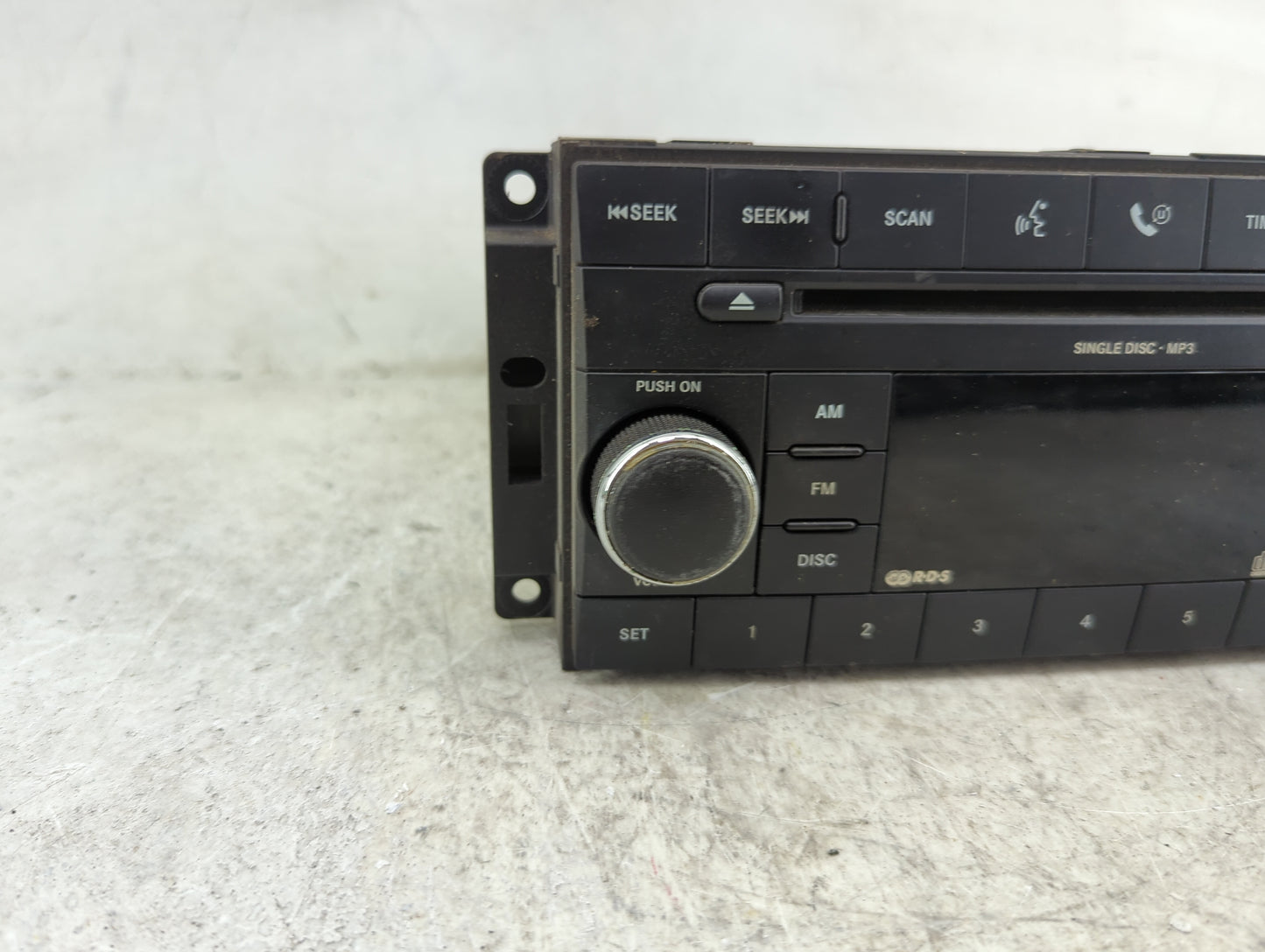 2008-2009 Jeep Wrangler Radio AM FM Cd Player Receiver Replacement P/N:P05064411AF CBA UH0A8P Fits Fits 2008 2009 2010 OEM U