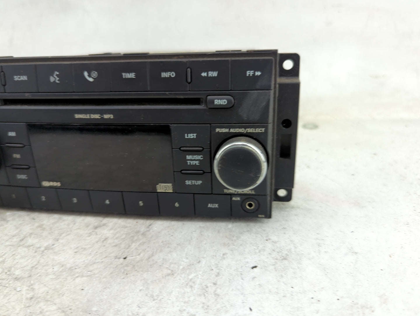 2008-2009 Jeep Wrangler Radio AM FM Cd Player Receiver Replacement P/N:P05064411AF CBA UH0A8P Fits Fits 2008 2009 2010 OEM U