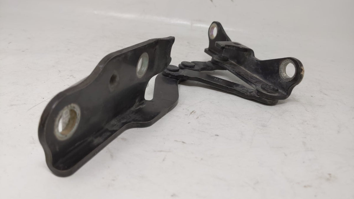 2008 Kia Amanti Passenger Hood Hinge - Oemusedautoparts1.com