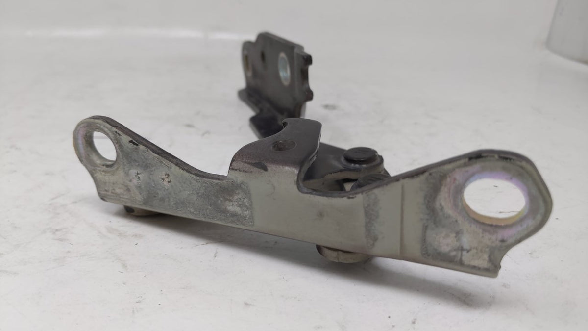 2008 Kia Amanti Passenger Hood Hinge - Oemusedautoparts1.com