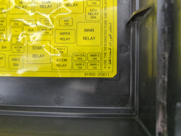 2006-2008 Kia Optima Fusebox Fuse Box Panel Relay Module P/N:91950-2G611 Fits Fits 2006 2007 2008 OEM Used Auto Parts