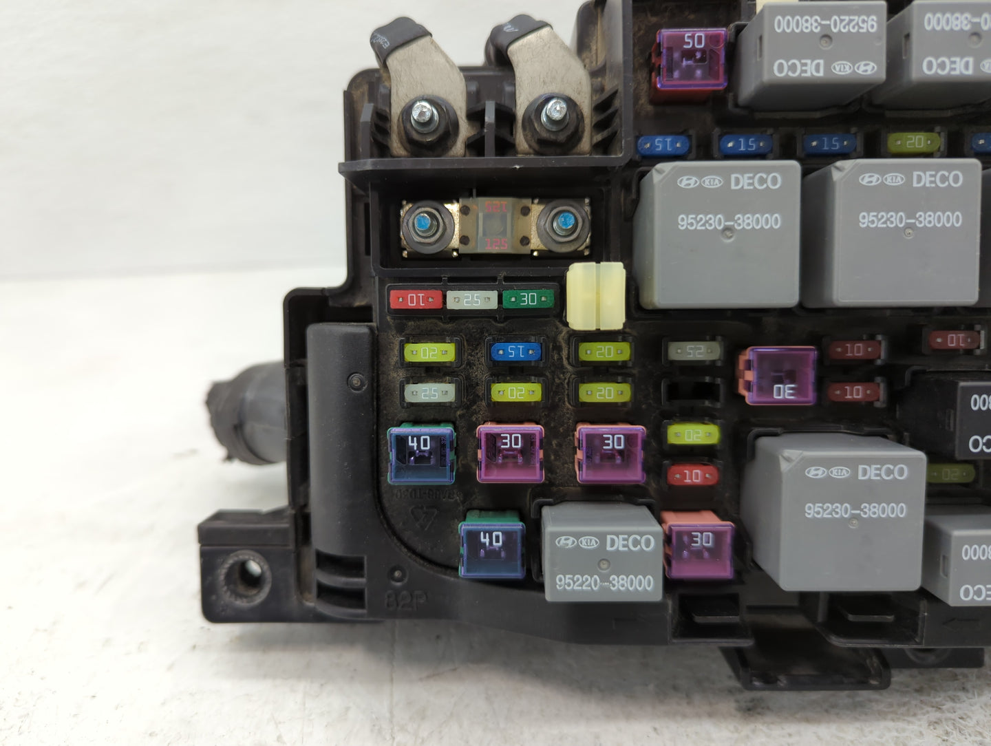 2006-2008 Kia Optima Fusebox Fuse Box Panel Relay Module P/N:91950-2G611 Fits Fits 2006 2007 2008 OEM Used Auto Parts - Oemu