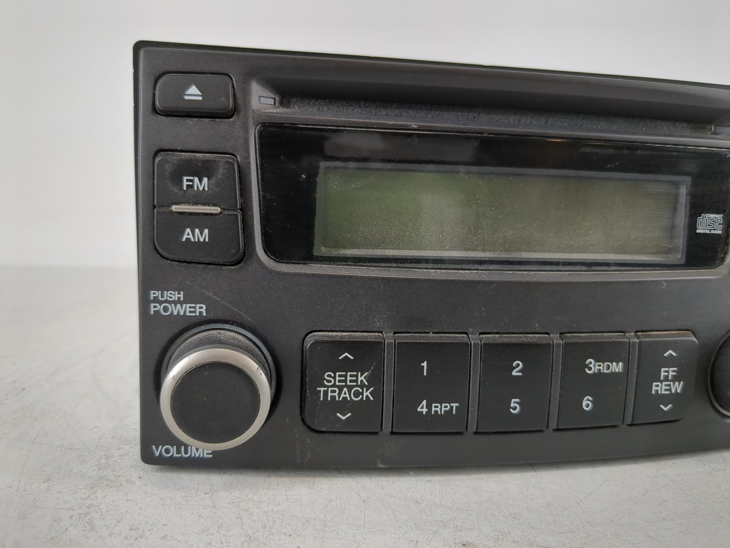 2008 Kia Optima Radio AM FM Cd Player Receiver Replacement P/N:96140-2G60T6 Fits OEM Used Auto Parts - Oemusedautoparts1.com