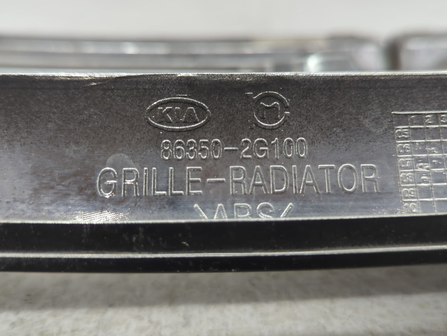 2006-2008 Kia Optima Front Grille Bumper Not Included - Oemusedautoparts1.com