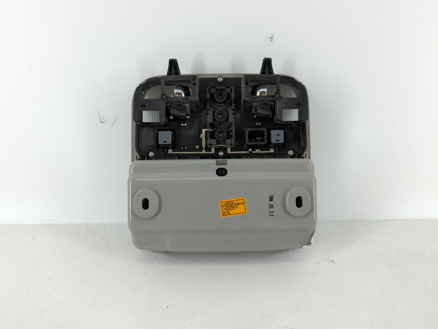 2006-2009 Kia Optima Overhead Roof Console 1111166 - Oemusedautoparts1.com