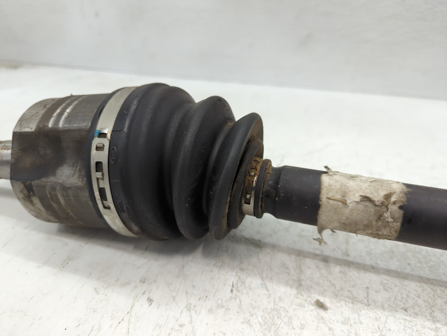 2006-2008 Kia Optima Axle Shaft Front Passenger Cv C/v - Oemusedautoparts1.com