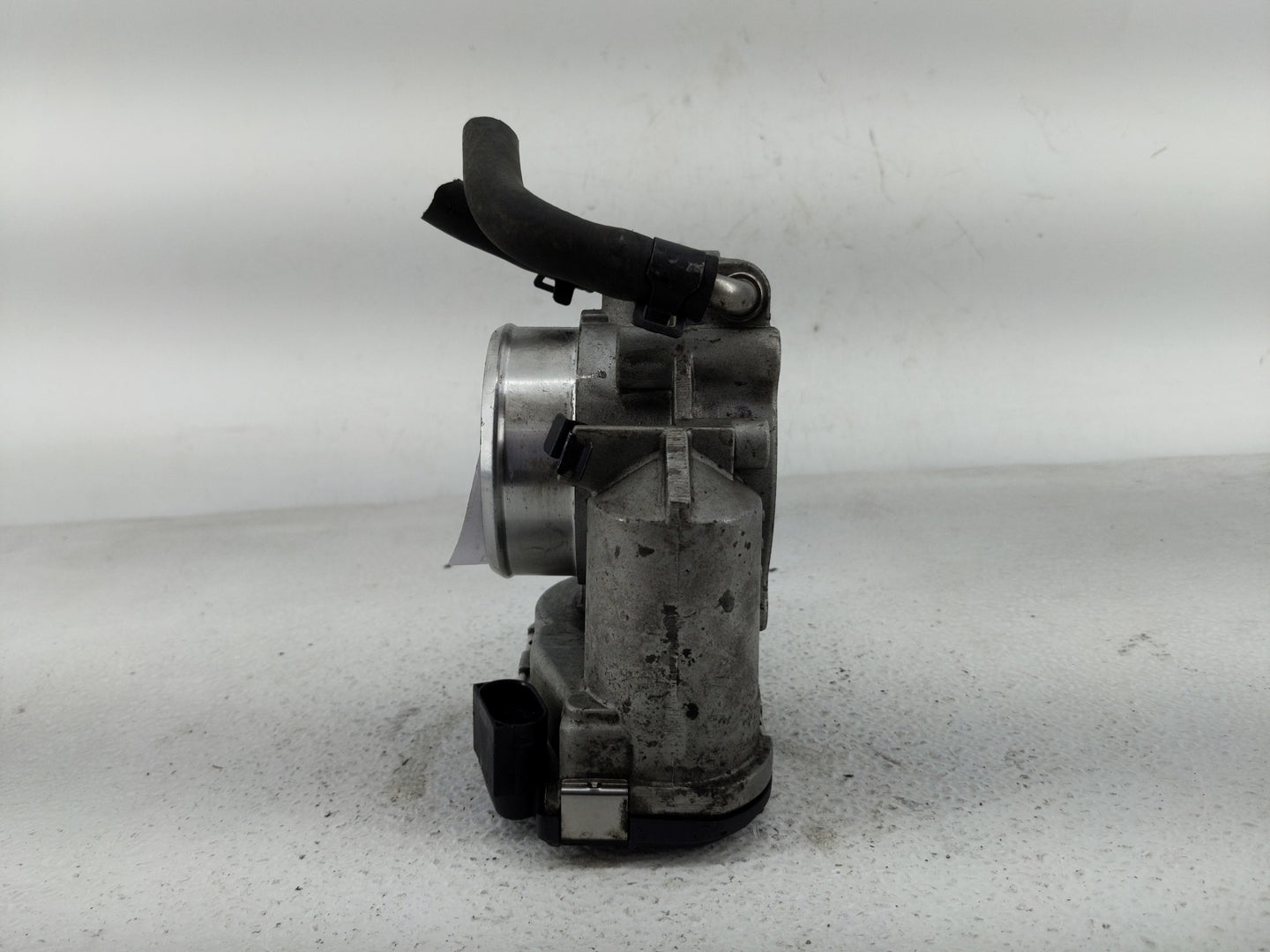 2006-2010 Kia Optima Throttle Body P/N:35100-25200 Fits Fits 2006 2007 2008 2009 2010 2011 2012 2013 OEM Used Auto Parts - O