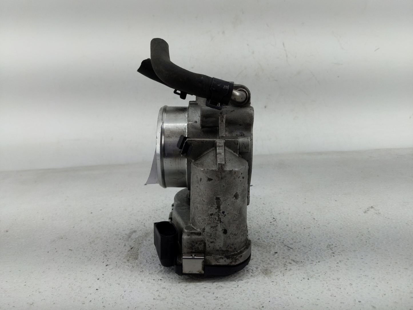 2006-2010 Kia Optima Throttle Body P/N:35100-25200 Fits Fits 2006 2007 2008 2009 2010 2011 2012 2013 OEM Used Auto Parts - O