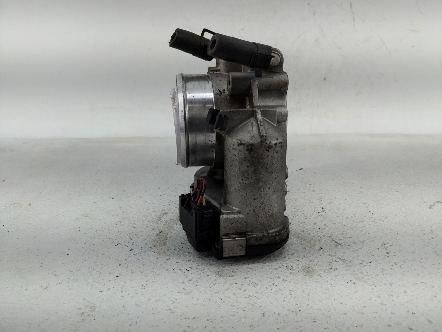 2006-2010 Kia Optima Throttle Body P/N:35100-25200 Fits Fits 2006 2007 2008 2009 2010 2011 2012 2013 OEM Used Auto Parts - O