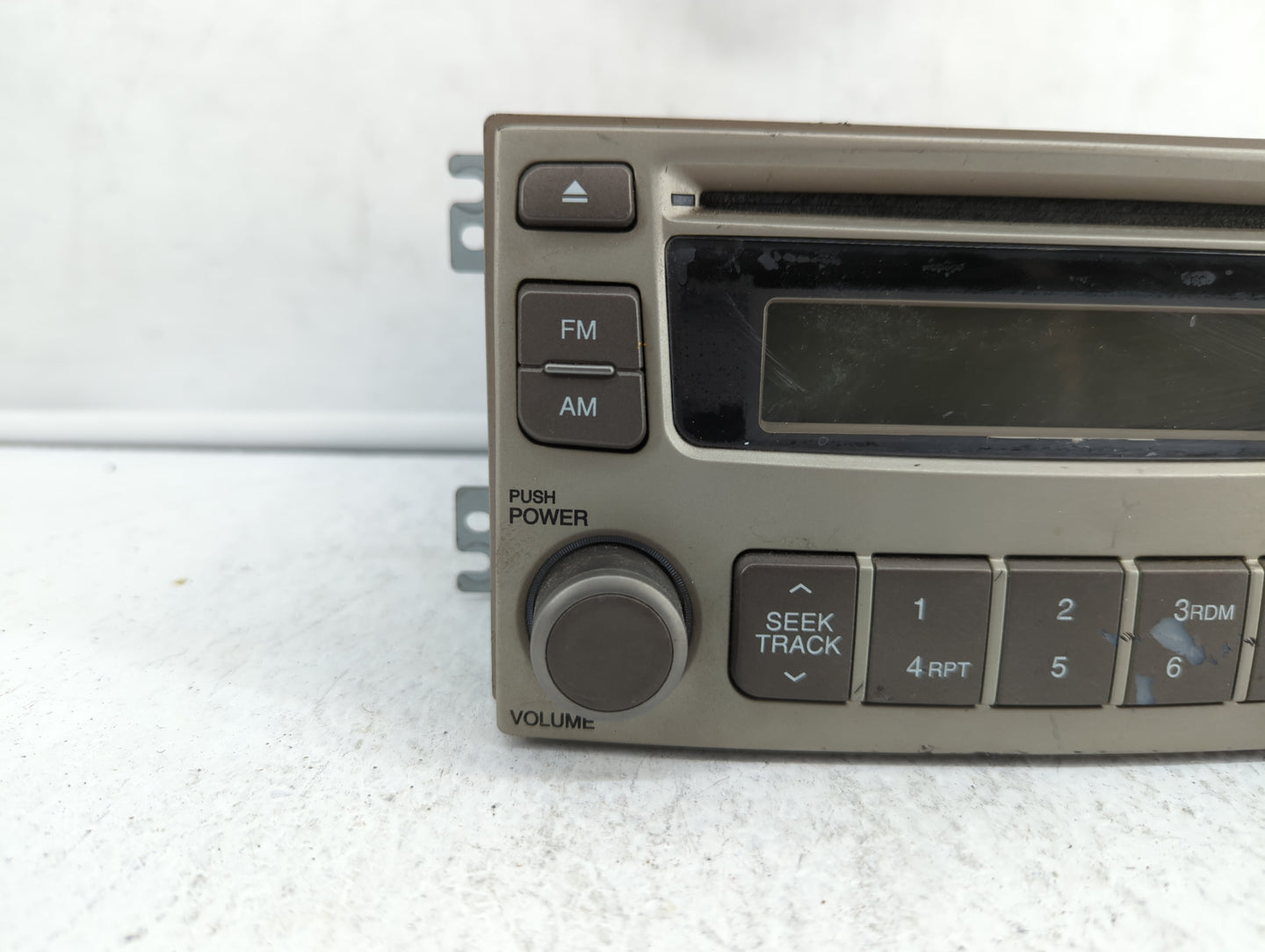 2008-2008 Kia Optima Am Fm Cd Player Radio Receiver - Oemusedautoparts1.com