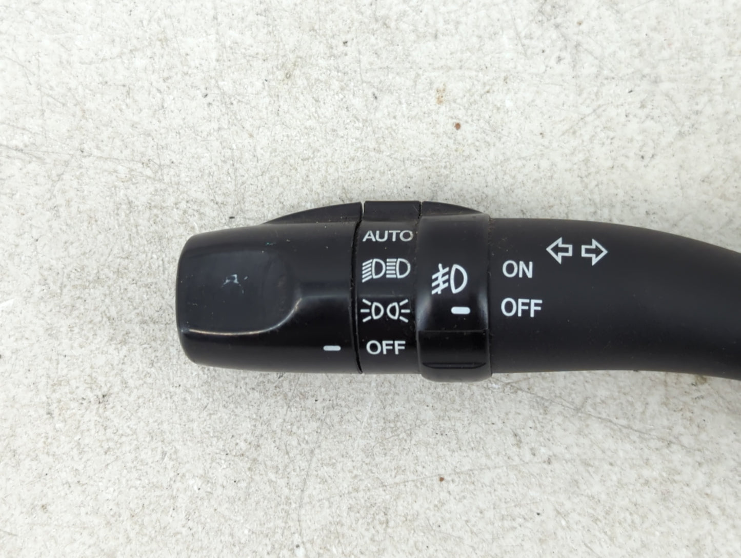 2008 Kia Optima Headlight Head Light Switch Lamp Control - Oemusedautoparts1.com