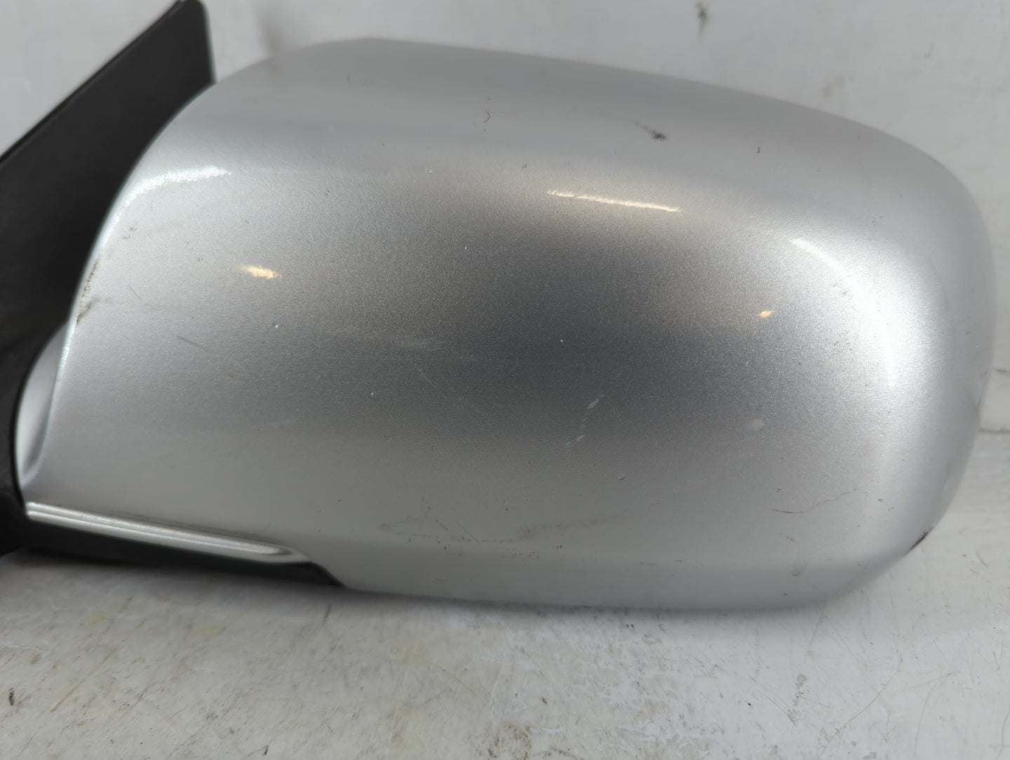 2006-2008 Kia Optima Driver Left Side View Manual Door Mirror Silver - Oemusedautoparts1.com