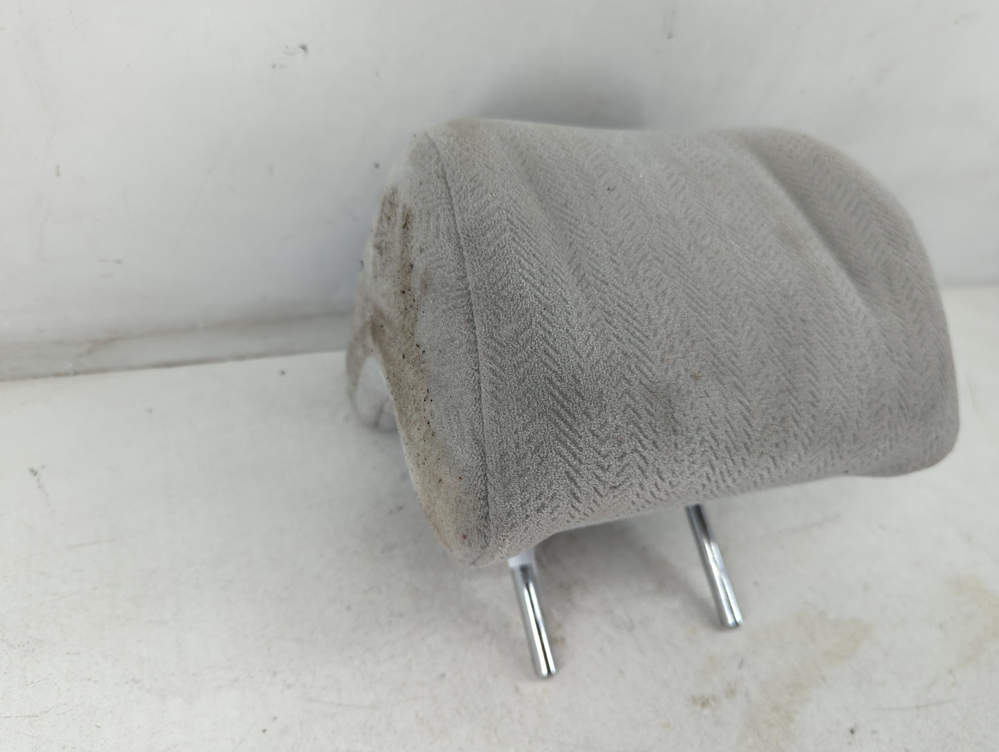2008 Kia Optima Headrest Head Rest Rear Center Seat Fits OEM Used Auto Parts - Oemusedautoparts1.com