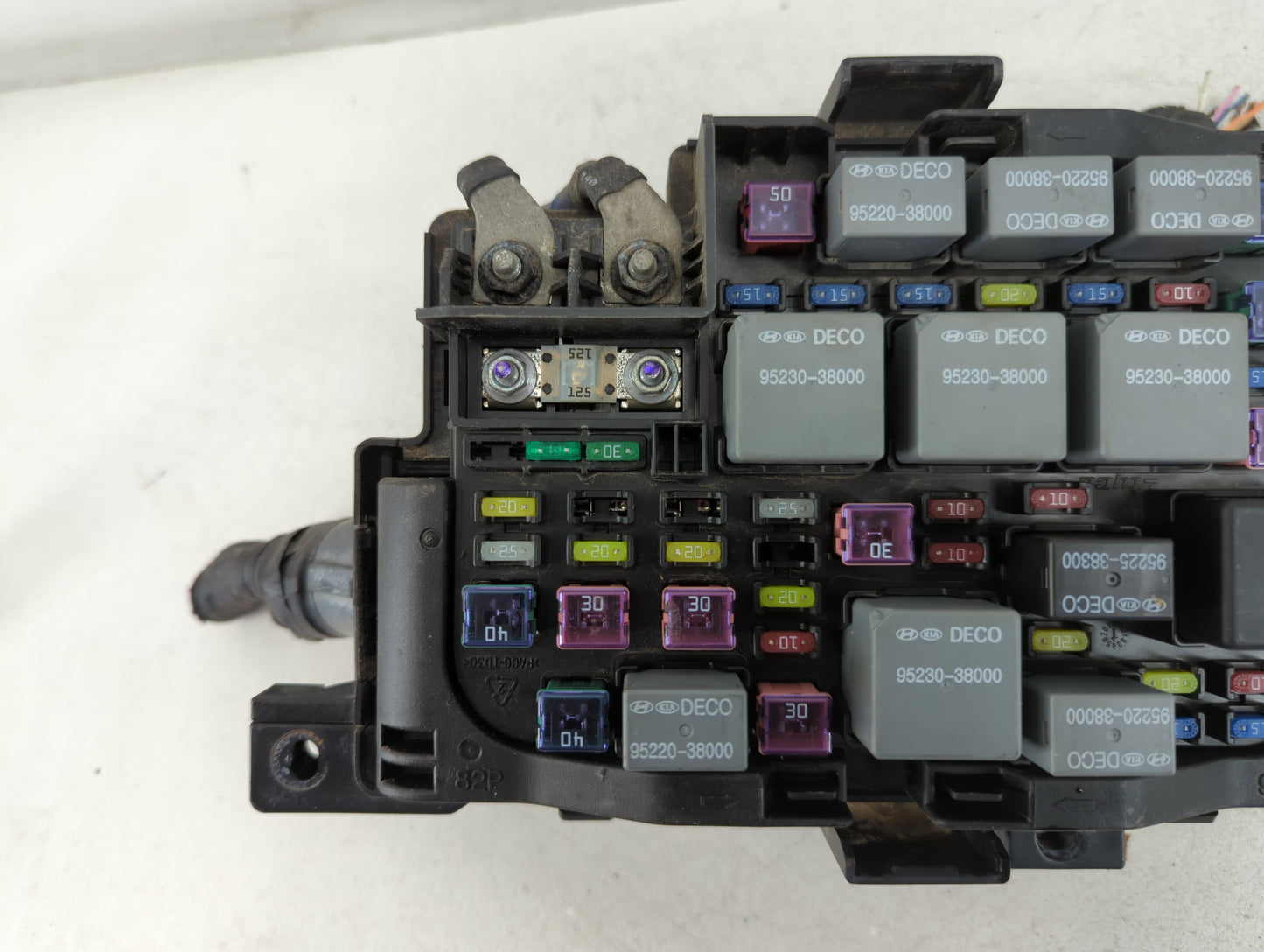 2006-2008 Kia Optima Fusebox Fuse Box Panel Relay Module Fits Fits 2006 2007 2008 OEM Used Auto Parts - Oemusedautoparts1.co