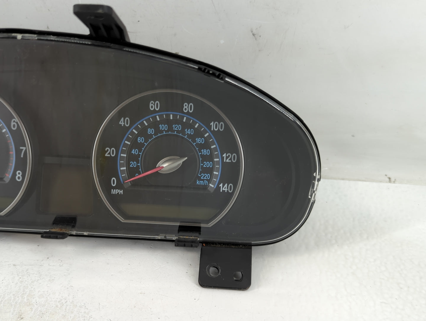 2006-2008 Kia Optima Instrument Cluster Speedometer Gauges P/N:94001-2G176 Fits Fits 2006 2007 2008 OEM Used Auto Parts - Oe