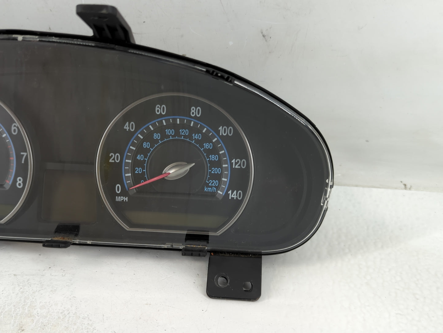 2006-2008 Kia Optima Instrument Cluster Speedometer Gauges P/N:94001-2G176 Fits Fits 2006 2007 2008 OEM Used Auto Parts - Oe