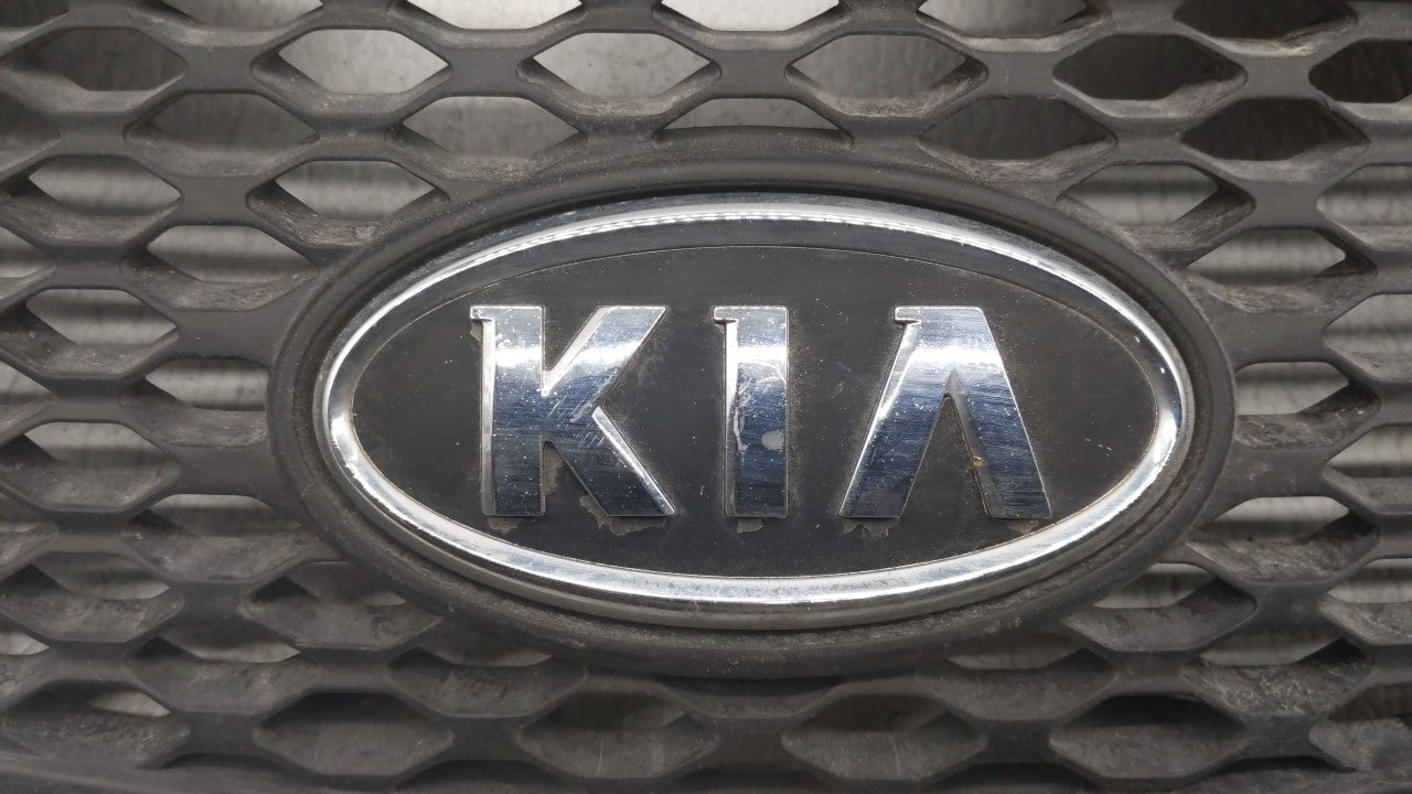 2006-2009 Kia Rio Front Grille Bumper Not Included - Oemusedautoparts1.com