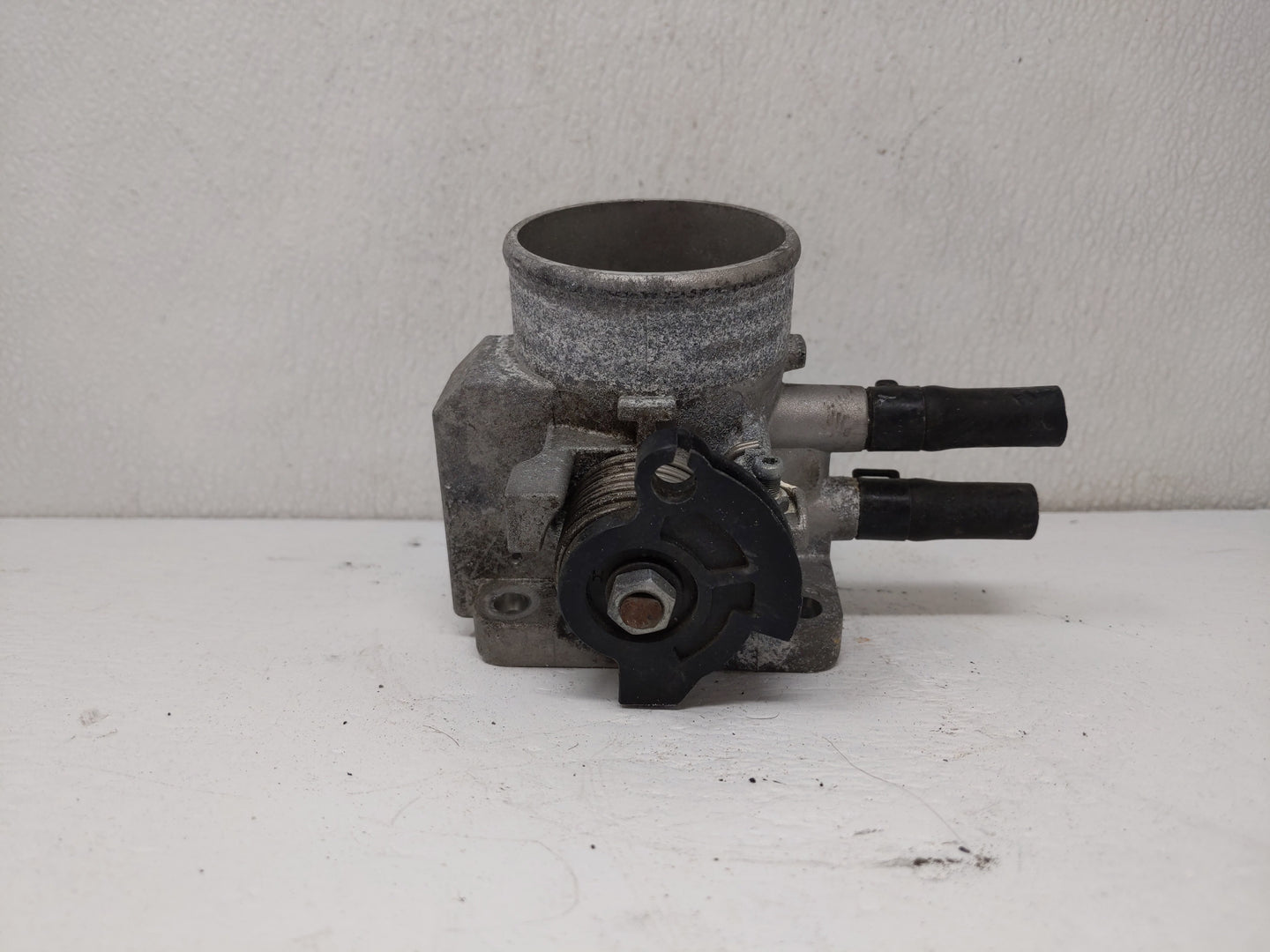 2006-2011 Kia Rio Throttle Body P/N:35170-26900 35100-26860 Fits Fits 2006 2007 2008 2009 2010 2011 OEM Used Auto Parts - Oe