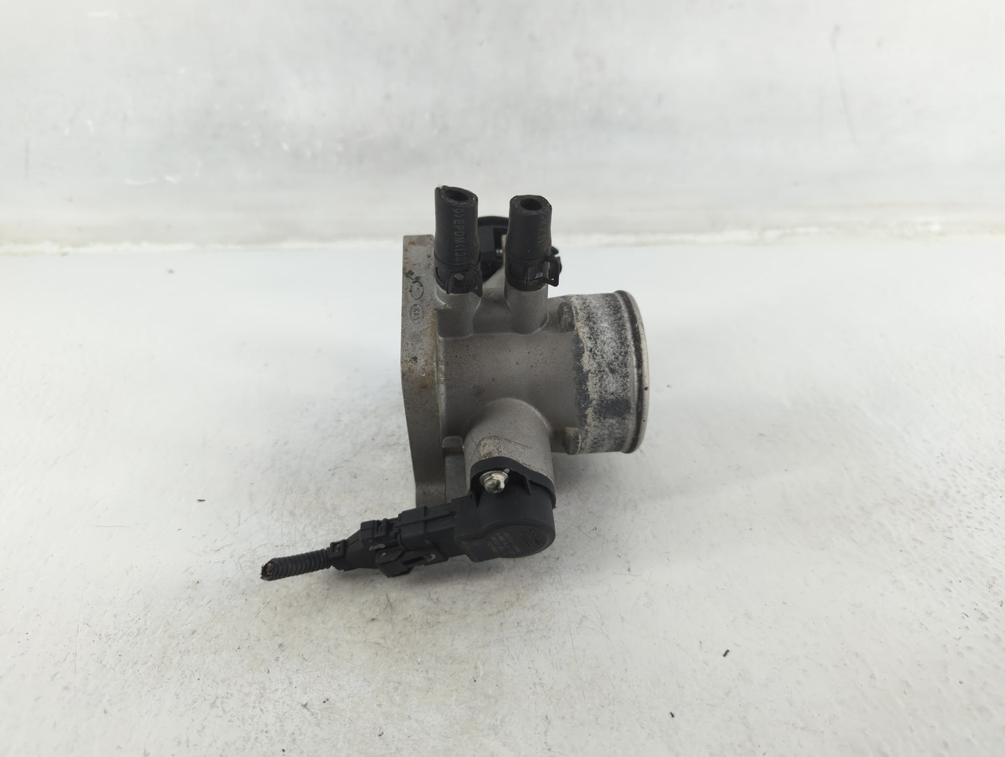 2006-2011 Kia Rio Throttle Body Fits Fits 2006 2007 2008 2009 2010 2011 OEM Used Auto Parts - Oemusedautoparts1.com