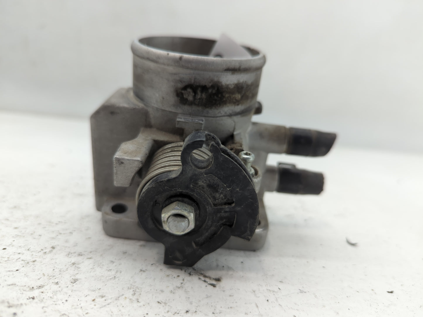2006-2011 Kia Rio Throttle Body P/N:9 600 930 005 35170-26900 Fits Fits 2006 2007 2008 2009 2010 2011 OEM Used Auto Parts - 