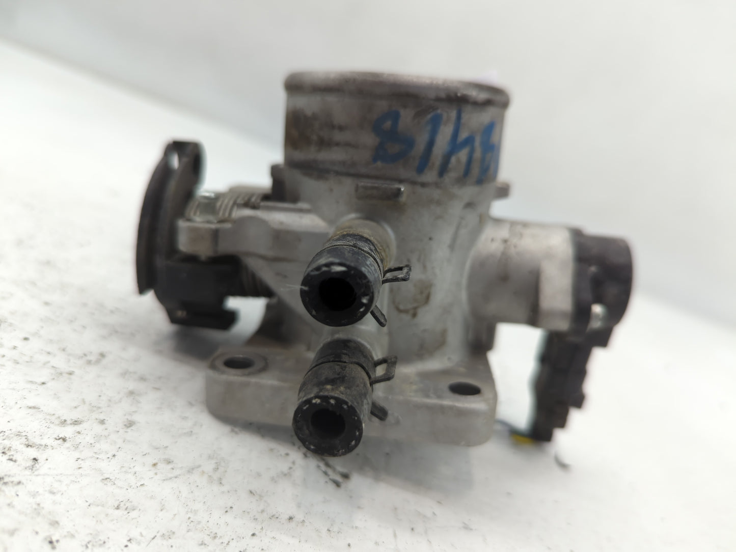 2006-2011 Kia Rio Throttle Body P/N:9 600 930 005 35170-26900 Fits Fits 2006 2007 2008 2009 2010 2011 OEM Used Auto Parts - 