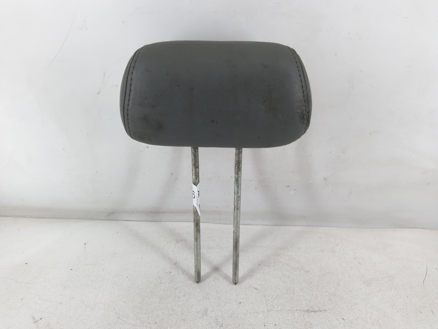 2006-2011 Kia Rio Headrest Head Rest Front Driver Passenger Seat Fits Fits 2006 2007 2008 2009 2010 2011 OEM Used Auto Parts