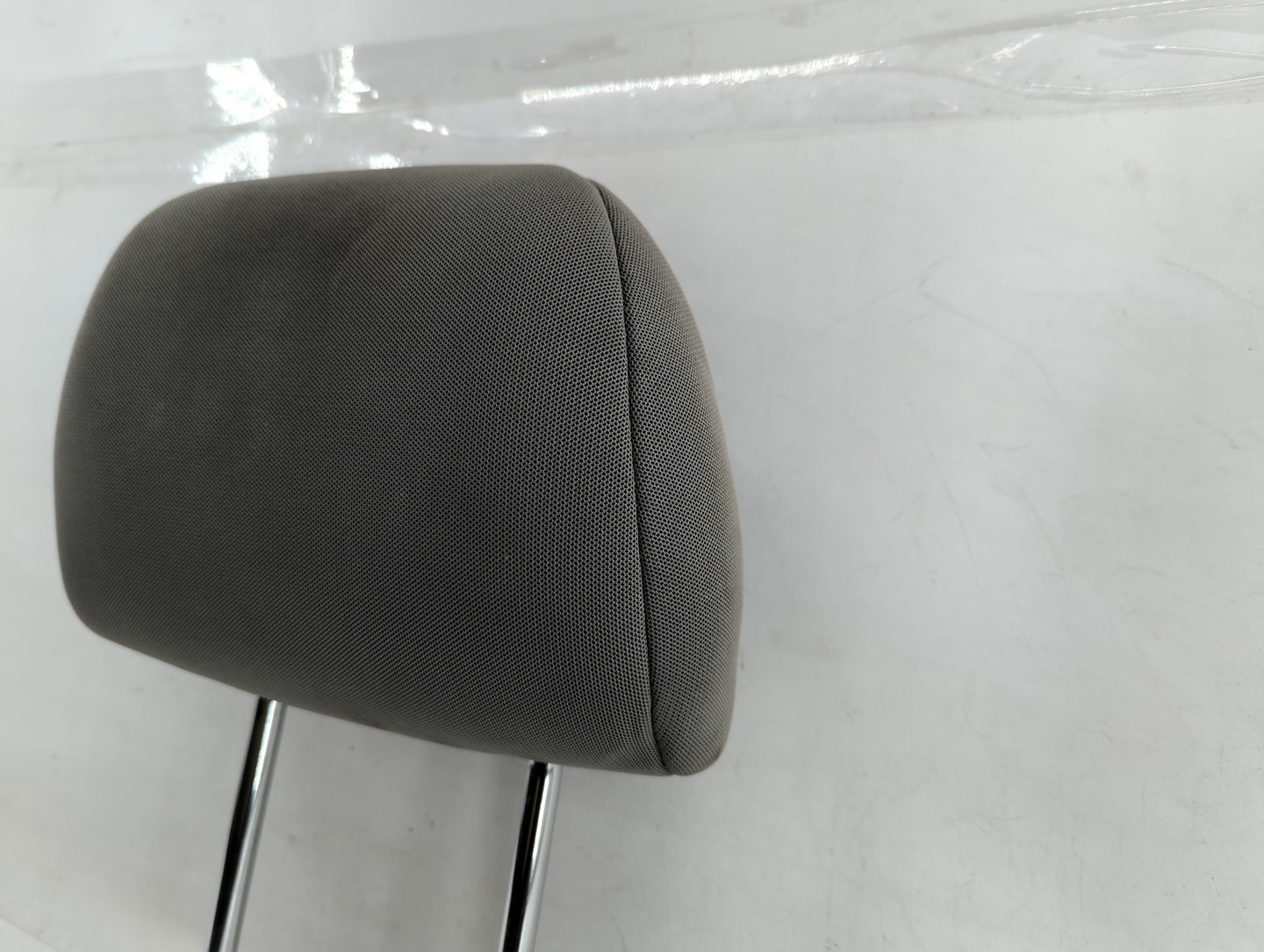 2007-2012 Kia Rondo Headrest Head Rest Front Driver Passenger Seat Fits Fits 2007 2008 2009 2010 2011 2012 OEM Used Auto Par