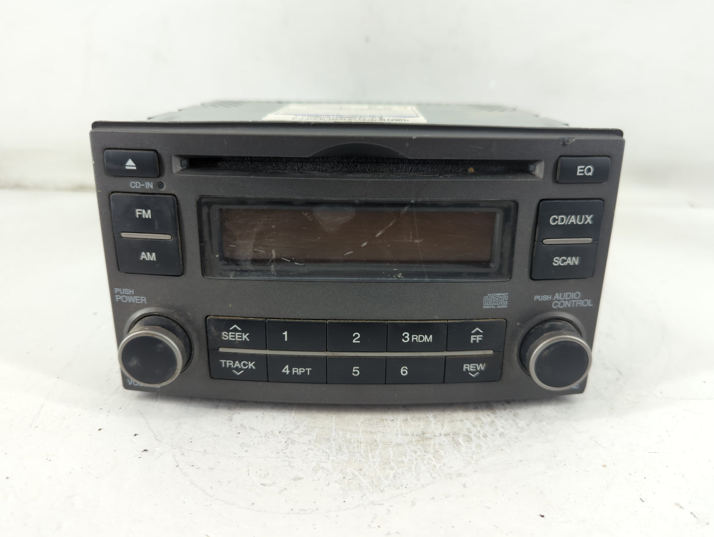 2007-2008 Kia Rondo Radio AM FM Cd Player Receiver Replacement P/N:96140-1D1013 Fits Fits 2007 2008 OEM Used Auto Parts - Oe