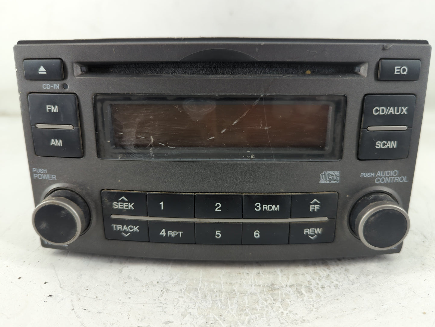 2007-2008 Kia Rondo Radio AM FM Cd Player Receiver Replacement P/N:96140-1D1013 Fits Fits 2007 2008 OEM Used Auto Parts - Oe