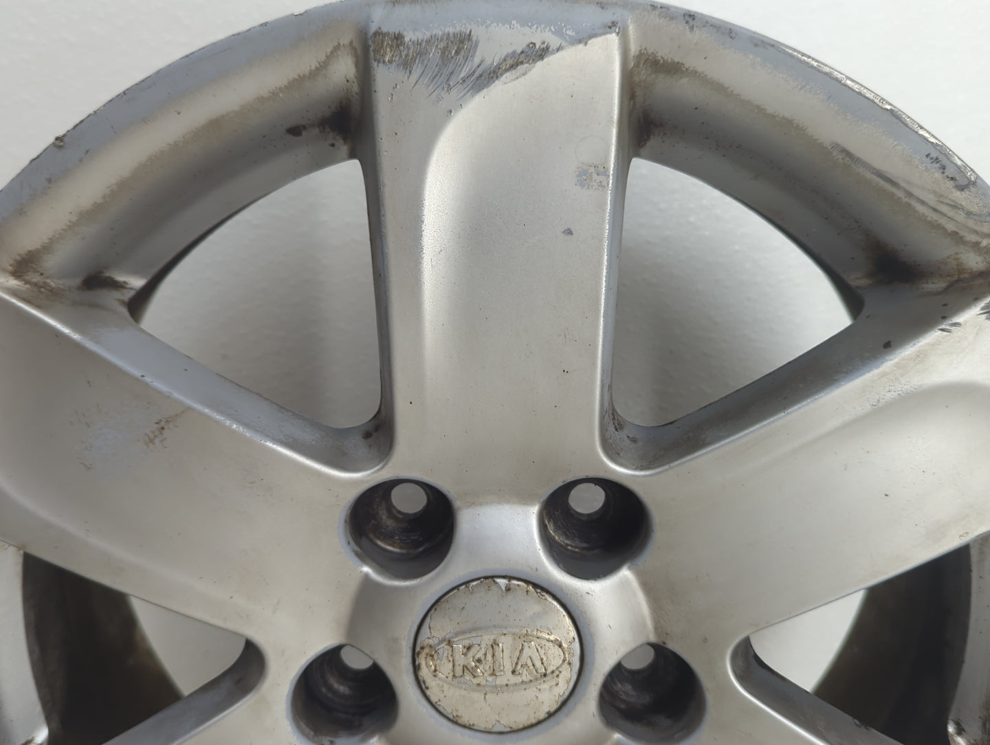 2007-2011 Kia Rondo Oem Wheel Rim 900211 - Oemusedautoparts1.com