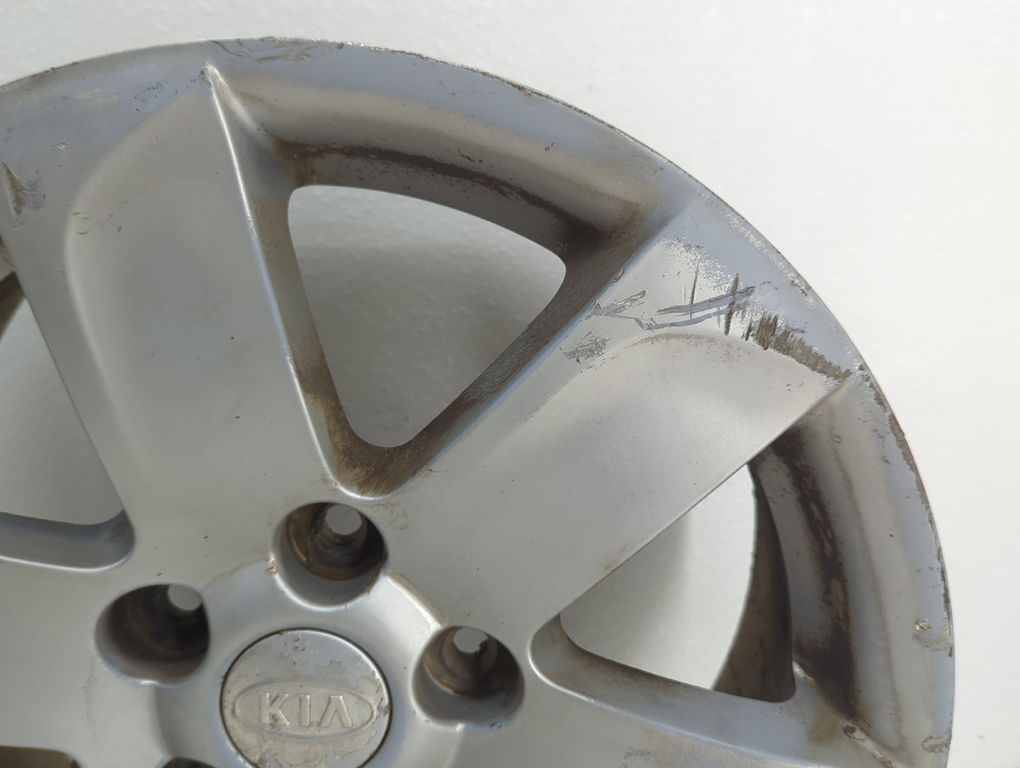 2007-2011 Kia Rondo Oem Wheel Rim 900212 - Oemusedautoparts1.com