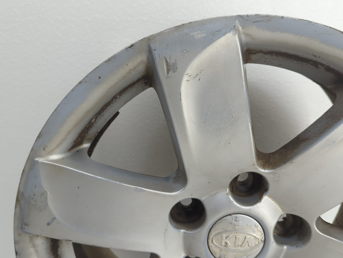 2007-2011 Kia Rondo Oem Wheel Rim - Oemusedautoparts1.com