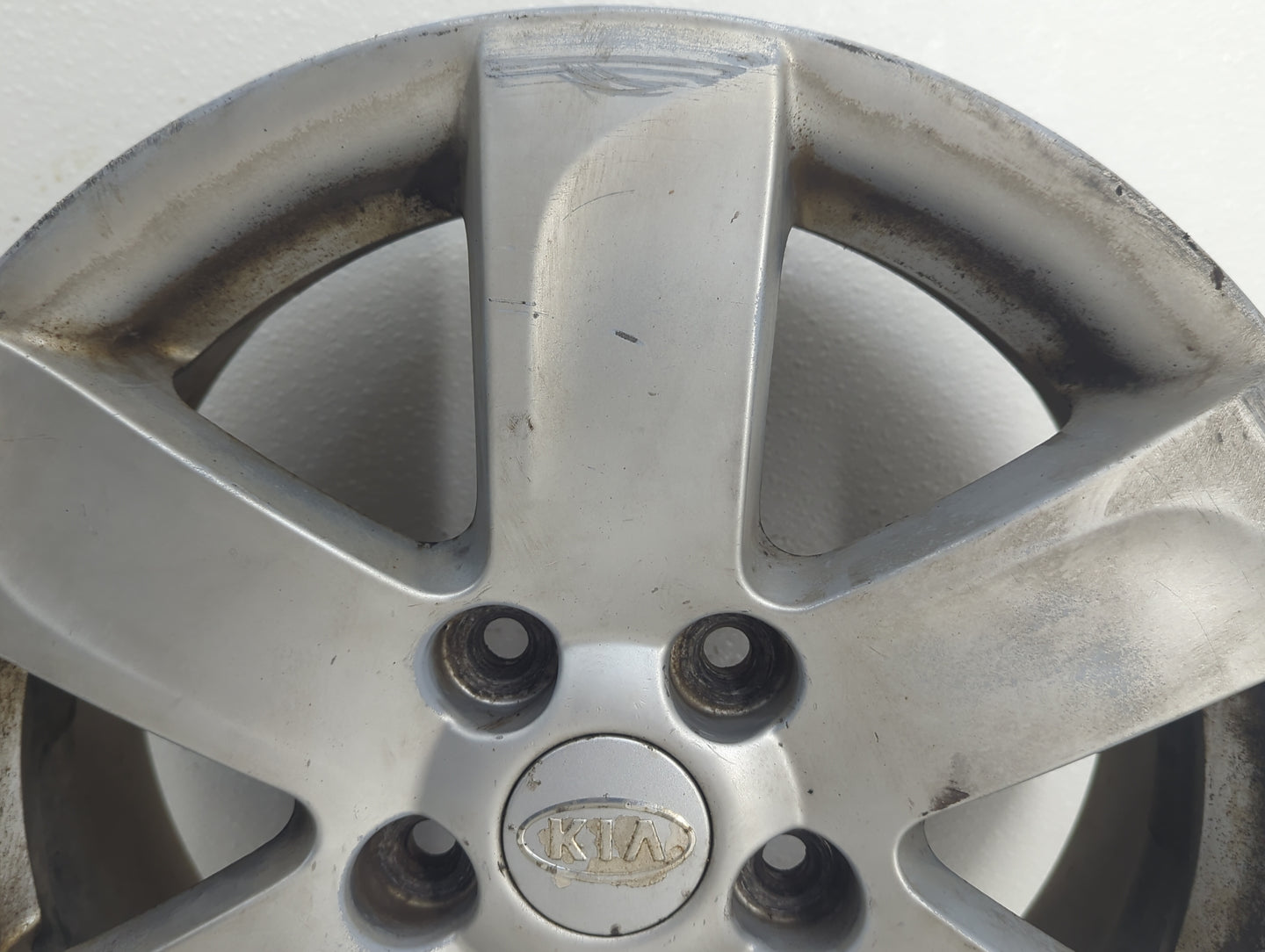 2007-2011 Kia Rondo Oem Wheel Rim 900214 - Oemusedautoparts1.com