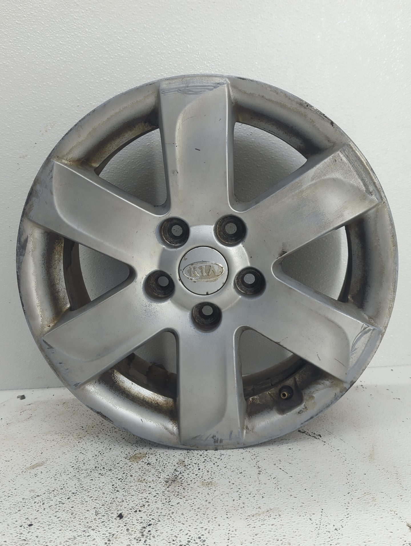 2007-2011 Kia Rondo Oem Wheel Rim 900214 - Oemusedautoparts1.com