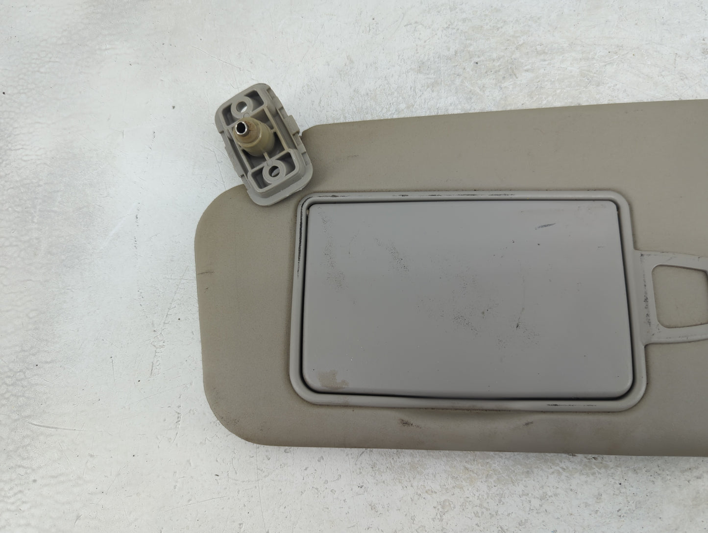 2007-2012 Kia Rondo Sun Visor Shade Replacement Driver Left Mirror Fits Fits 2007 2008 2009 2010 2011 2012 OEM Used Auto Par