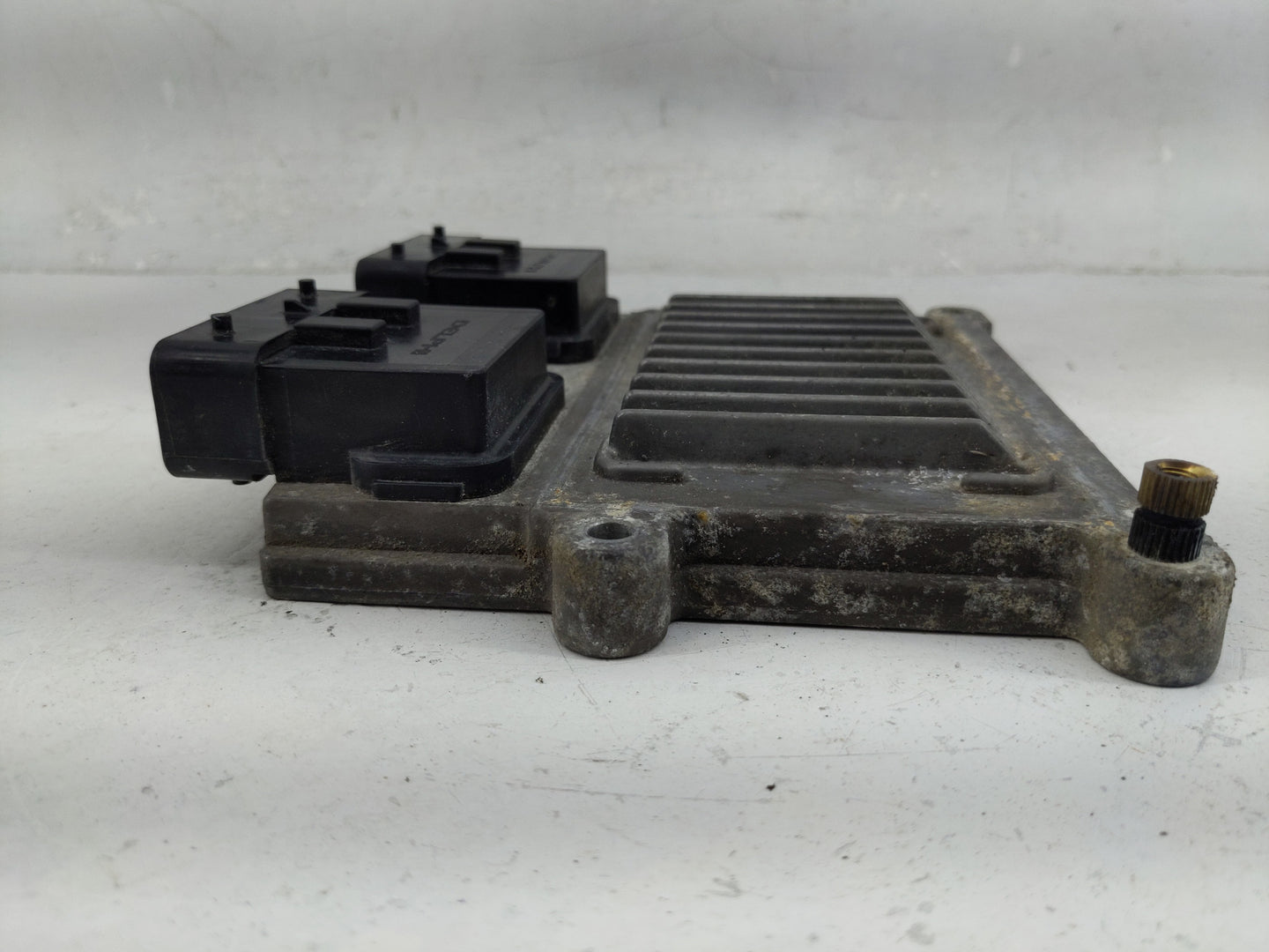 2008-2010 Kia Rondo PCM Engine Control Computer ECU ECM PCU OEM P/N:11871762 AVXF 39109-3E632 Fits Fits 2008 2009 2010 OEM U